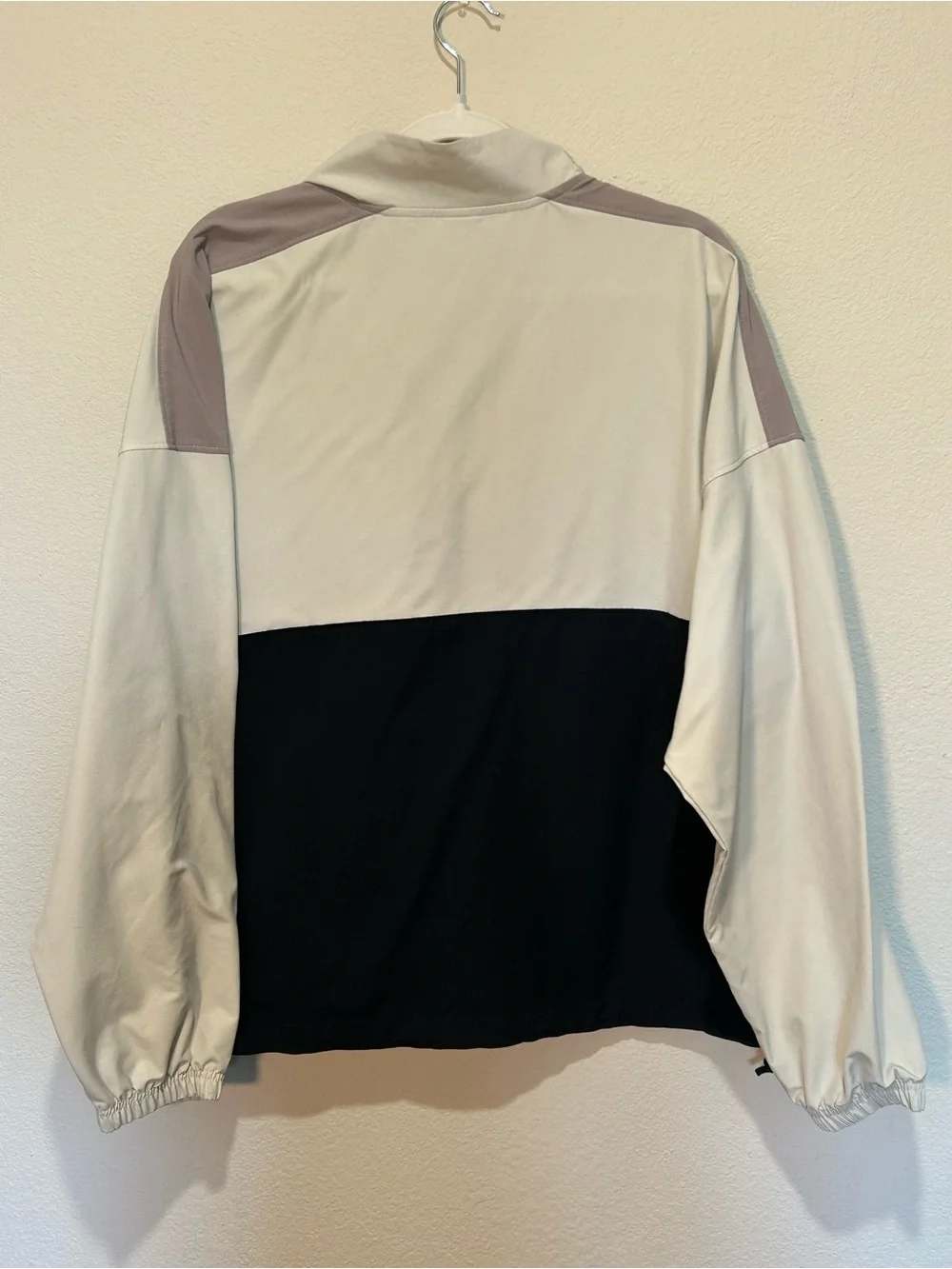 Under Armour Colorblock Pullover Windbreaker Jacket - Cream, Black & Taupe